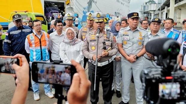 Kakorlantas Polri Irjen Agus Suryo Nugroho Kakorlantas Polri Irjen Agus Suryo Nugroho