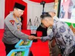kapolri-hadiri-bazar-ramadan-polri-di-surabaya-dok-polri-1742469288020_169.jpeg