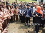 gubernur-jawa-timur-khofifah-indar_250505065333-277.jpeg