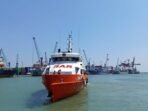 kmp-mutiara-sentosa-2-terbakar-di-perairan-sumenep-250-penumpang-dievakuasi-1785651274811_169.jpeg