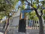 viral-sejumlah-mal-surabaya-mendadak-bangun-pagar-1784287185148_169.jpeg