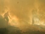 upaya-pemadaman-kebakaran-di-gunung-ijen-1788495045300_169.jpeg